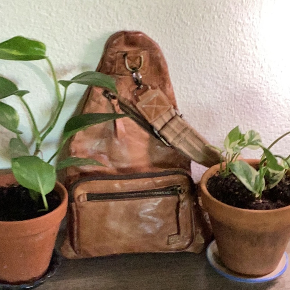Bedstu Andie sling bag